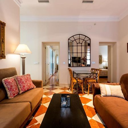 Quevedo Suite Sevilla Buitenkant foto