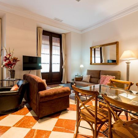 Quevedo Suite Sevilla Buitenkant foto