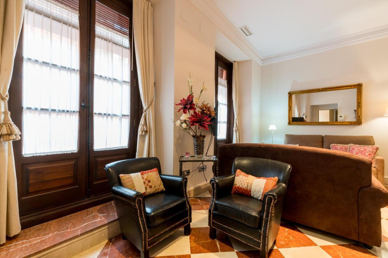 Quevedo Suite Sevilla Buitenkant foto