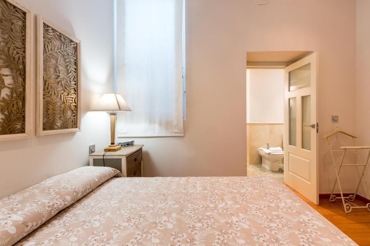 Quevedo Suite Sevilla Buitenkant foto