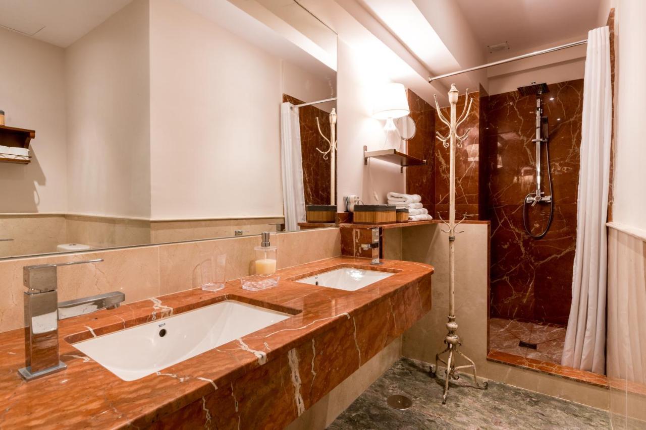 Quevedo Suite Sevilla Buitenkant foto