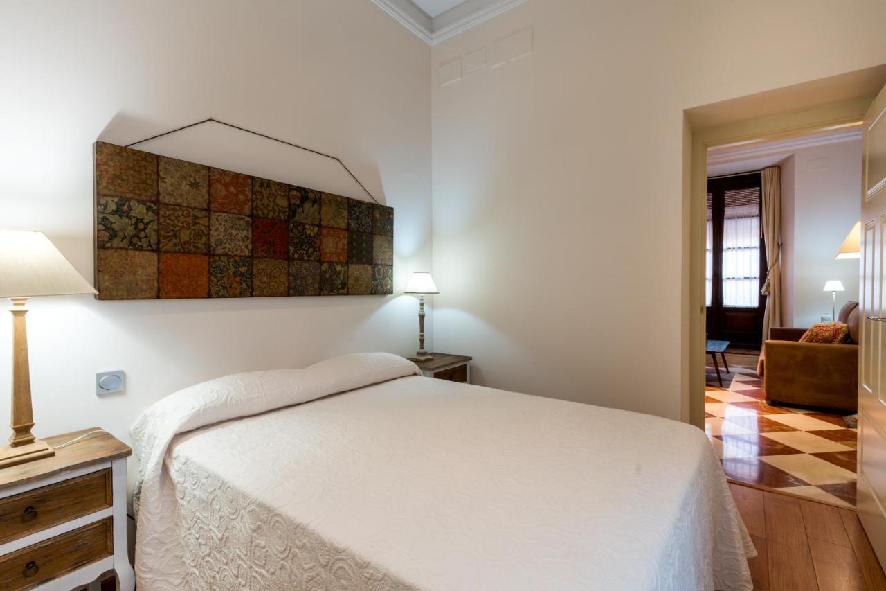 Quevedo Suite Sevilla Buitenkant foto