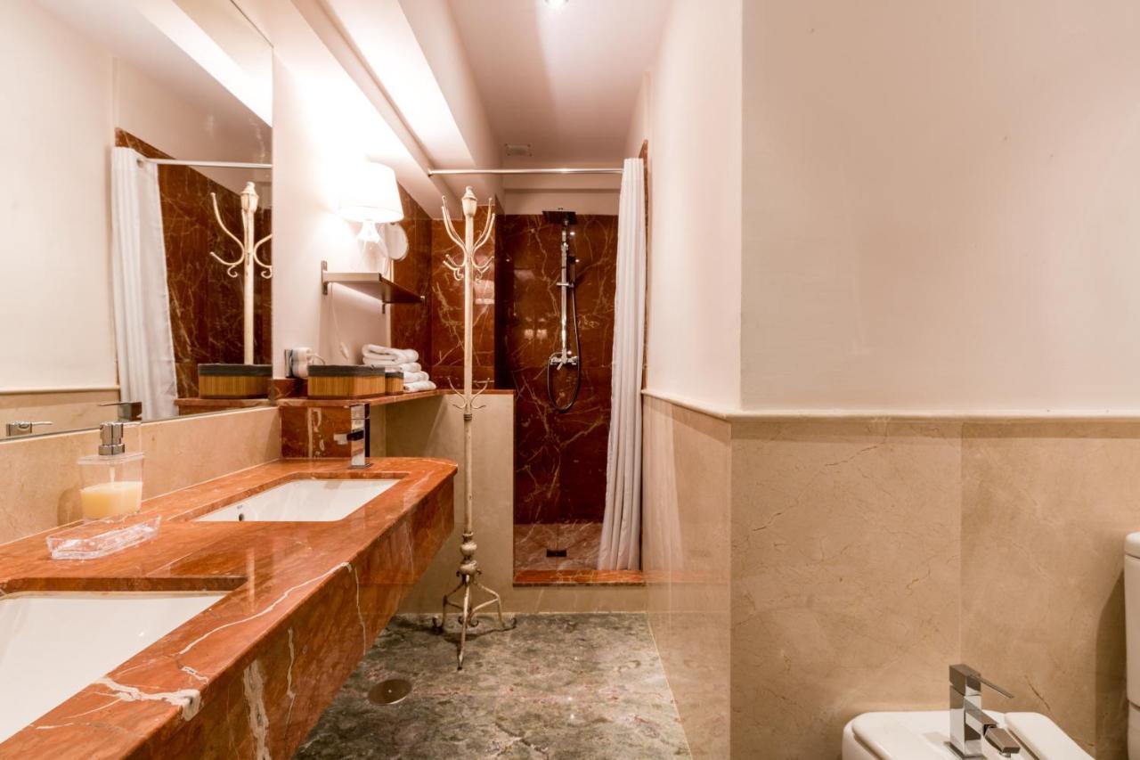 Quevedo Suite Sevilla Buitenkant foto