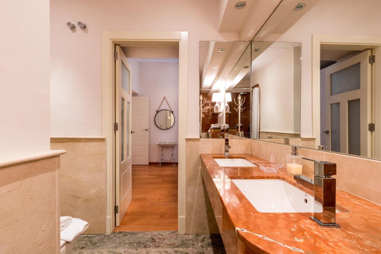 Quevedo Suite Sevilla Buitenkant foto