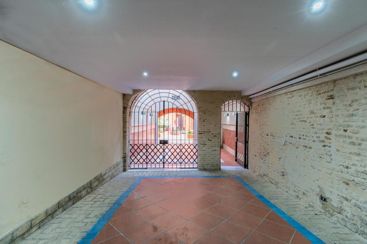 Quevedo Suite Sevilla Buitenkant foto